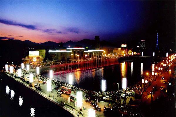 張家口工程亮化